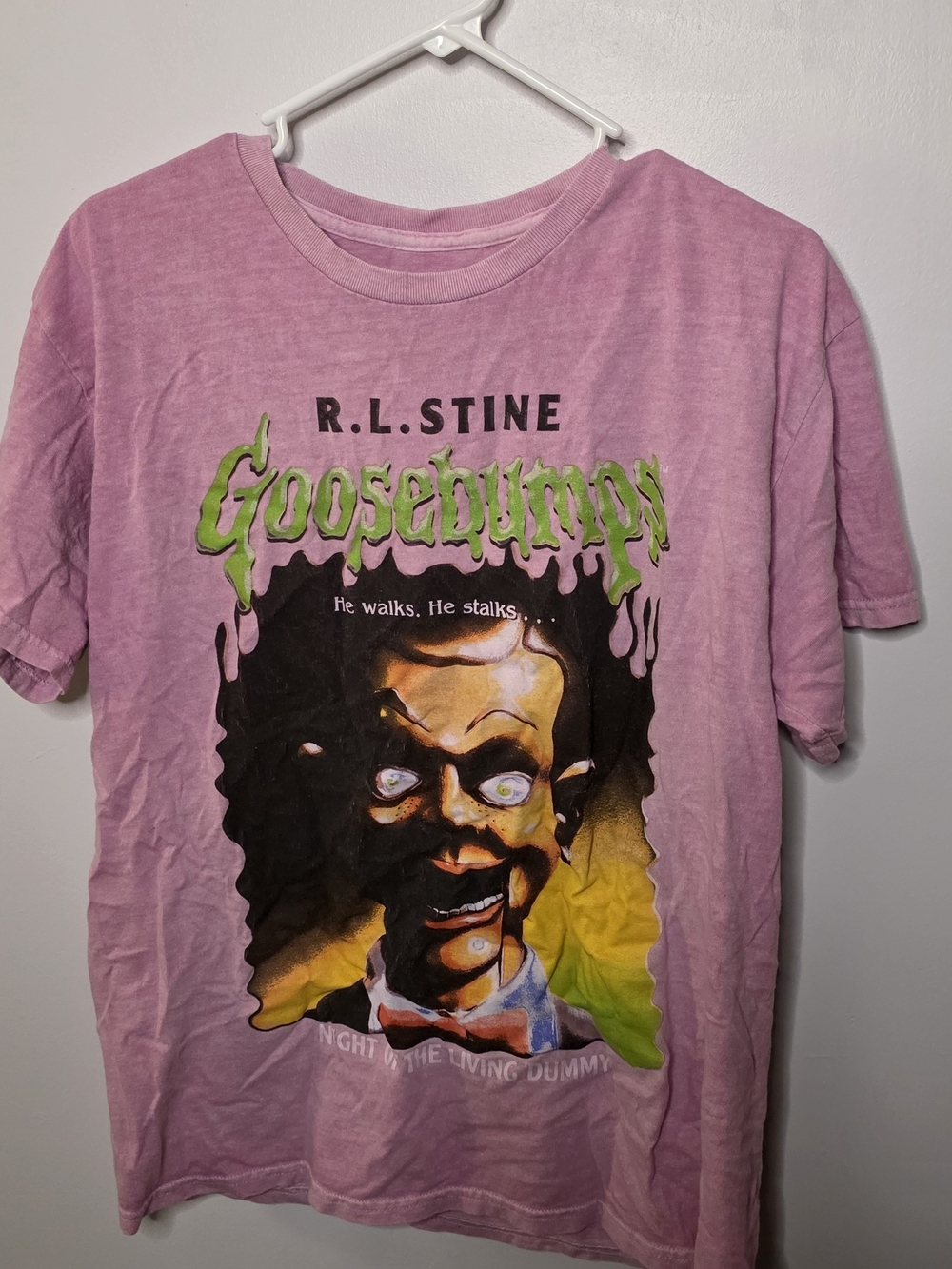 R.L. Stine Goosebumps Horror Pink Graphic Tee Sz M
